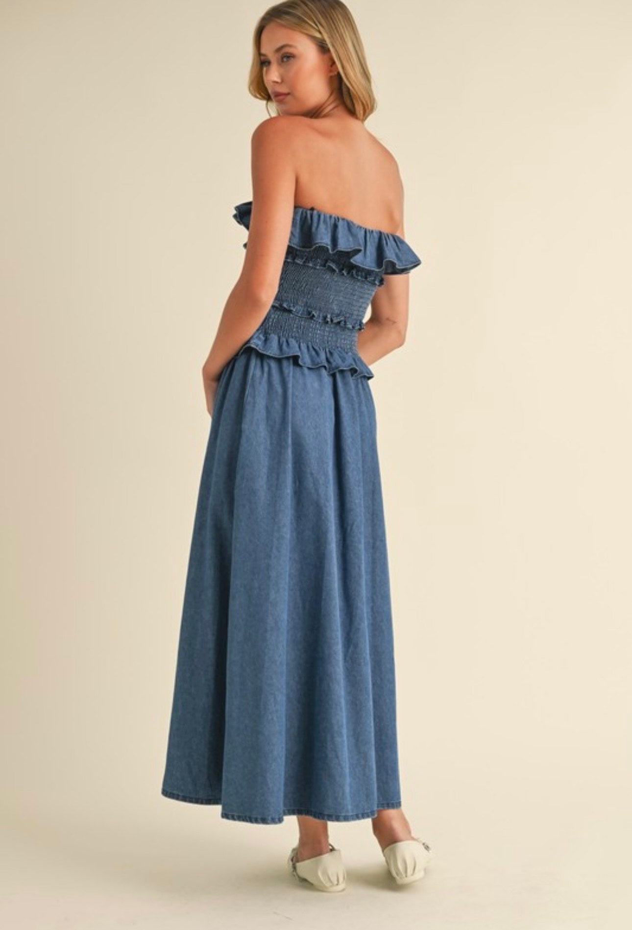 Ruffled strapless denim dress